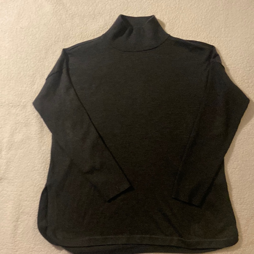 Vince Camuto sweater.  Size L.  Color grey.